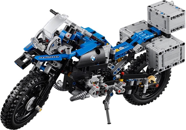 Soldes LEGO : -32% de réduction sur cette moto BMW, un set complexe et  spectaculaire 