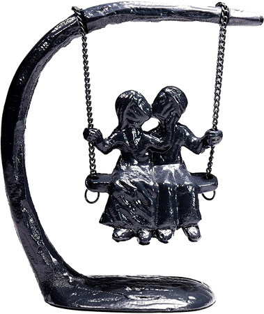 Handcrafted Iron Couple Ornament