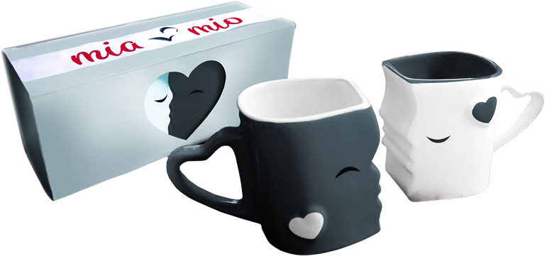 Kissing Mugs Set