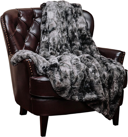 Luxury Faux Fur Blanket