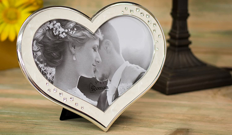 Rhinestone Heart Frame