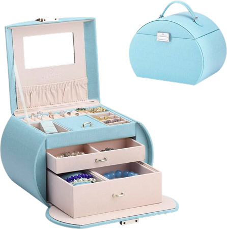 https://giftexperts.com/wp-content/uploads/2023/07/elegant-portable-jewelry-box.jpg