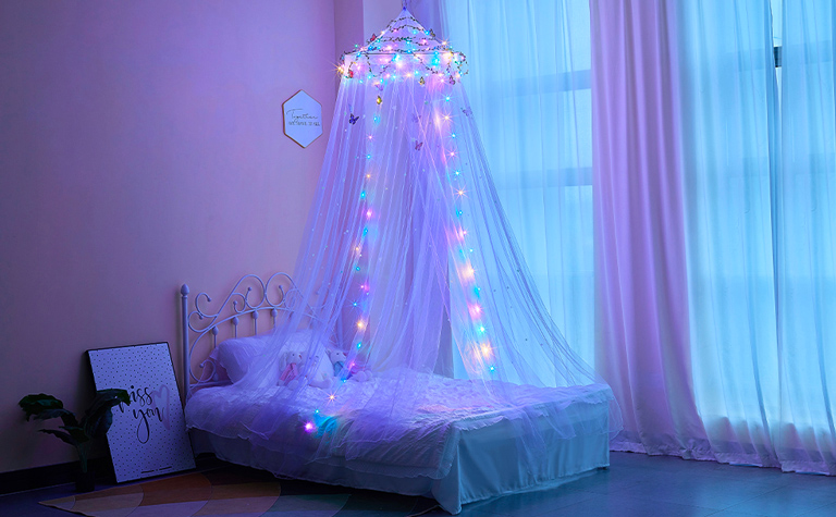 Himmelbett-Vorhang mit LED-Lichtern