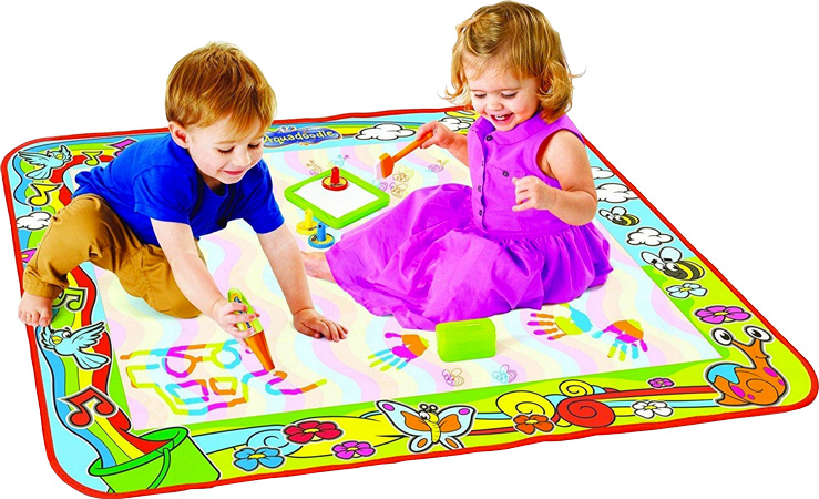 No-Mess Water Drawing Mat with Dinosaur Friends