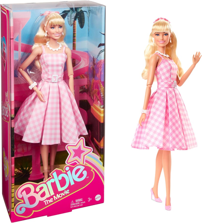 Barbie di Margot con Vestito a Quadretti Rosa